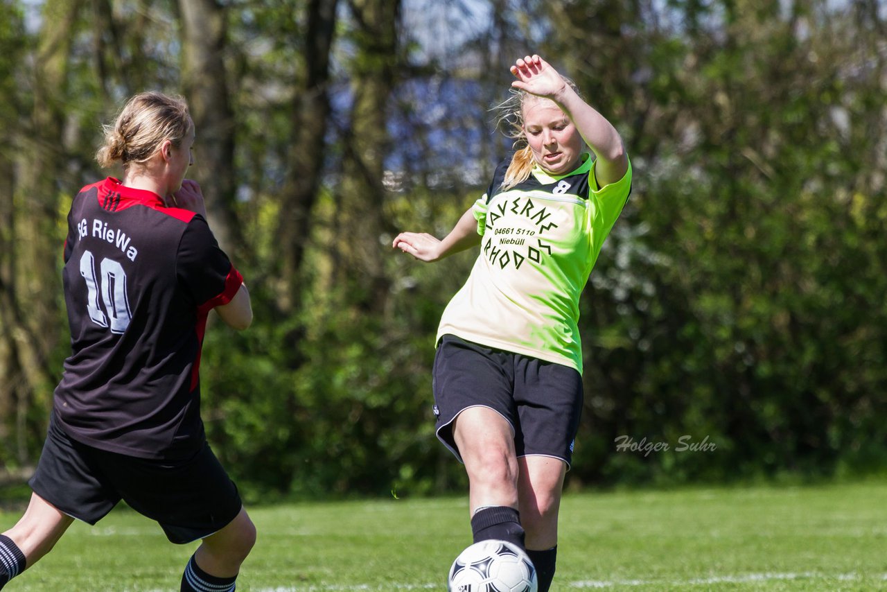 Bild 282 - Frauen SV Frisia 03 Risum Lindholm - Heider SV : Ergebnis: 8:0